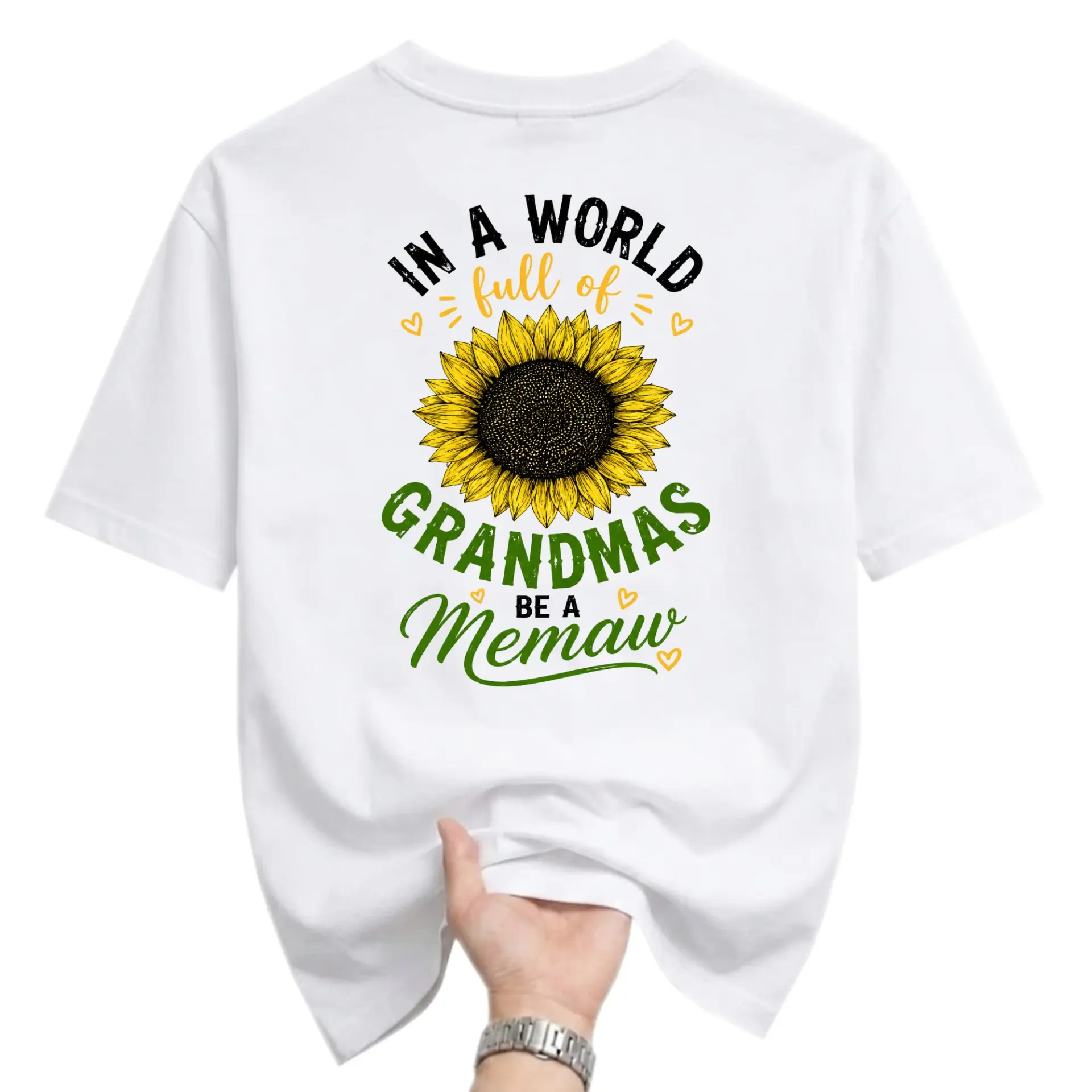 T-shirt in a World Full of Grandmas Be a Memaw Graphic Tee Casual Unisex Everyday Cotton Crew Neck Apparel for Family